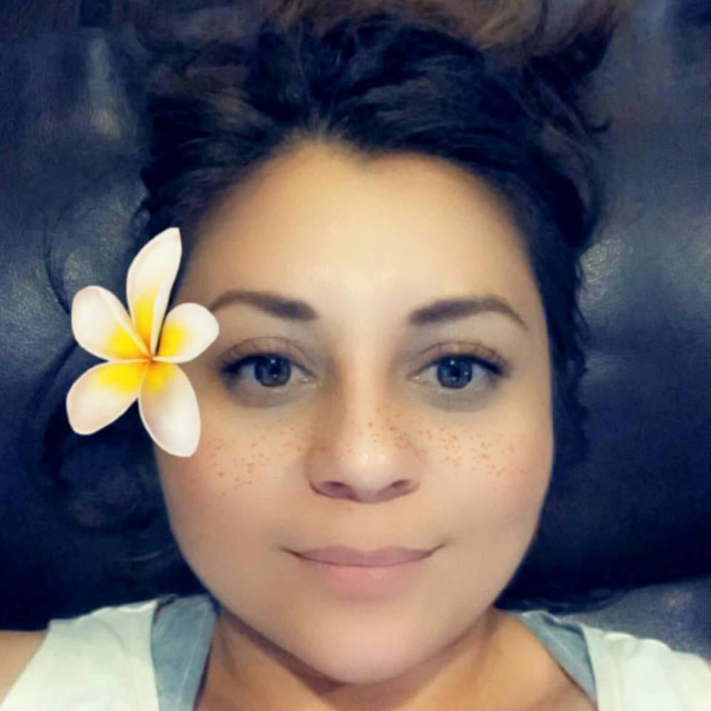 Meet your Posher, Lorena
